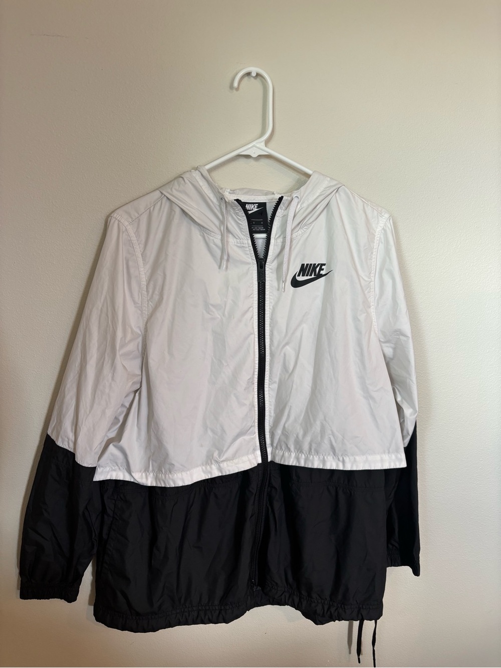 Nike White and Black Zip-Up Athletic Jacket
